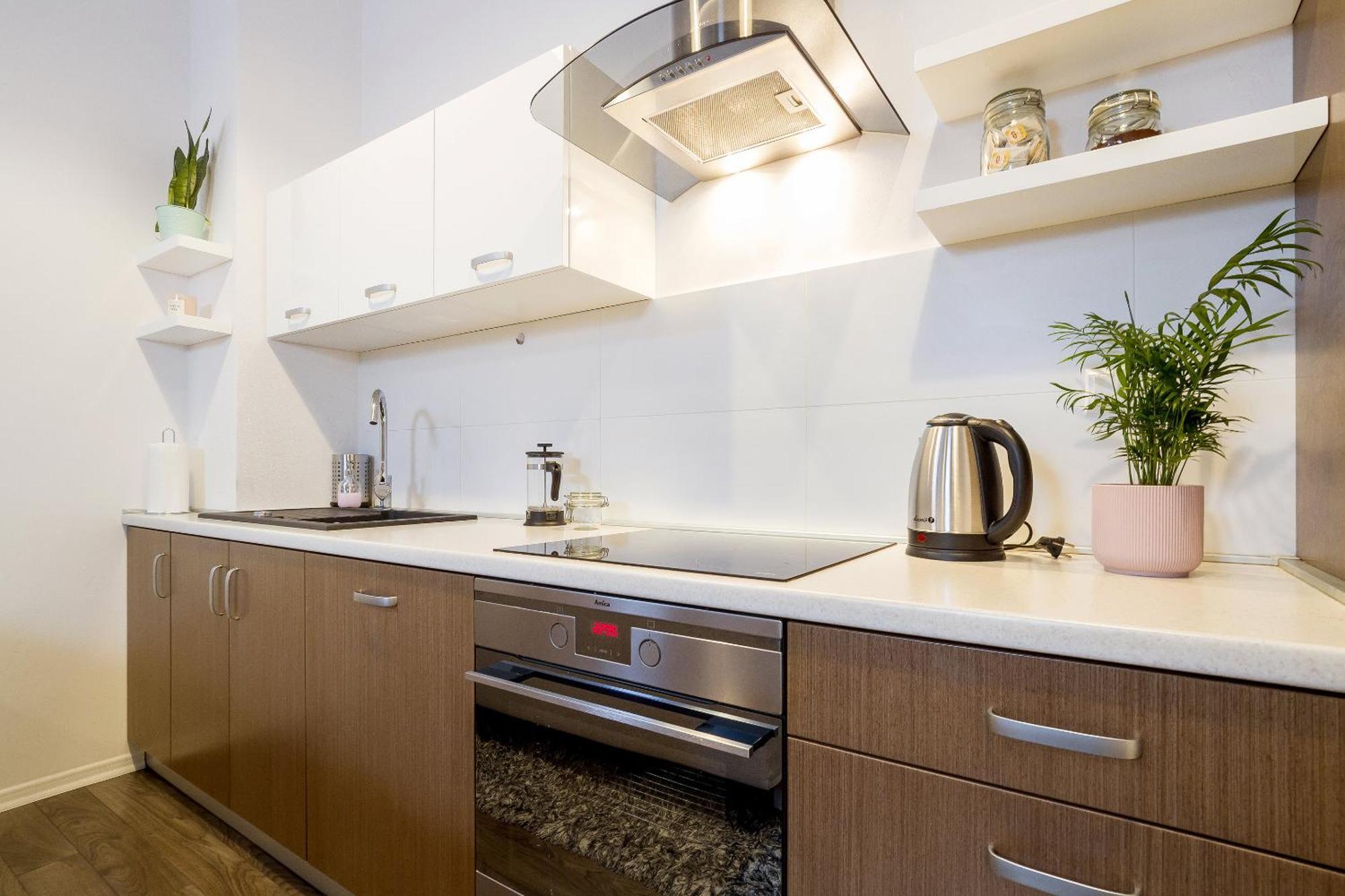 Main Station - 8 Rakowicka Street Apartman Krakkó Kültér fotó