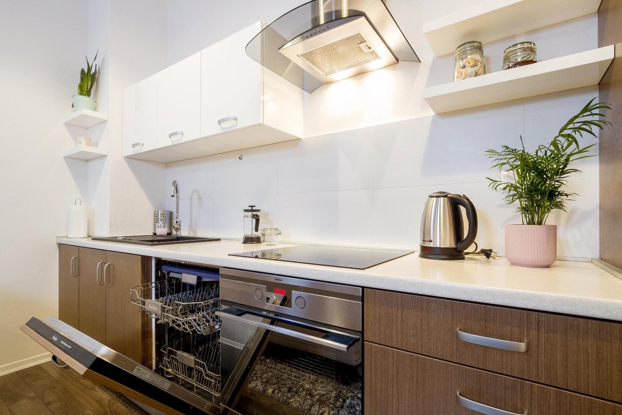 Main Station - 8 Rakowicka Street Apartman Krakkó Kültér fotó